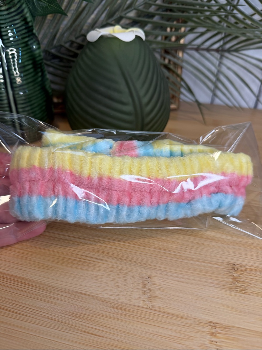 Spa Headband with bow - Rainbow - Women’s - OS - Picture 4 of 4